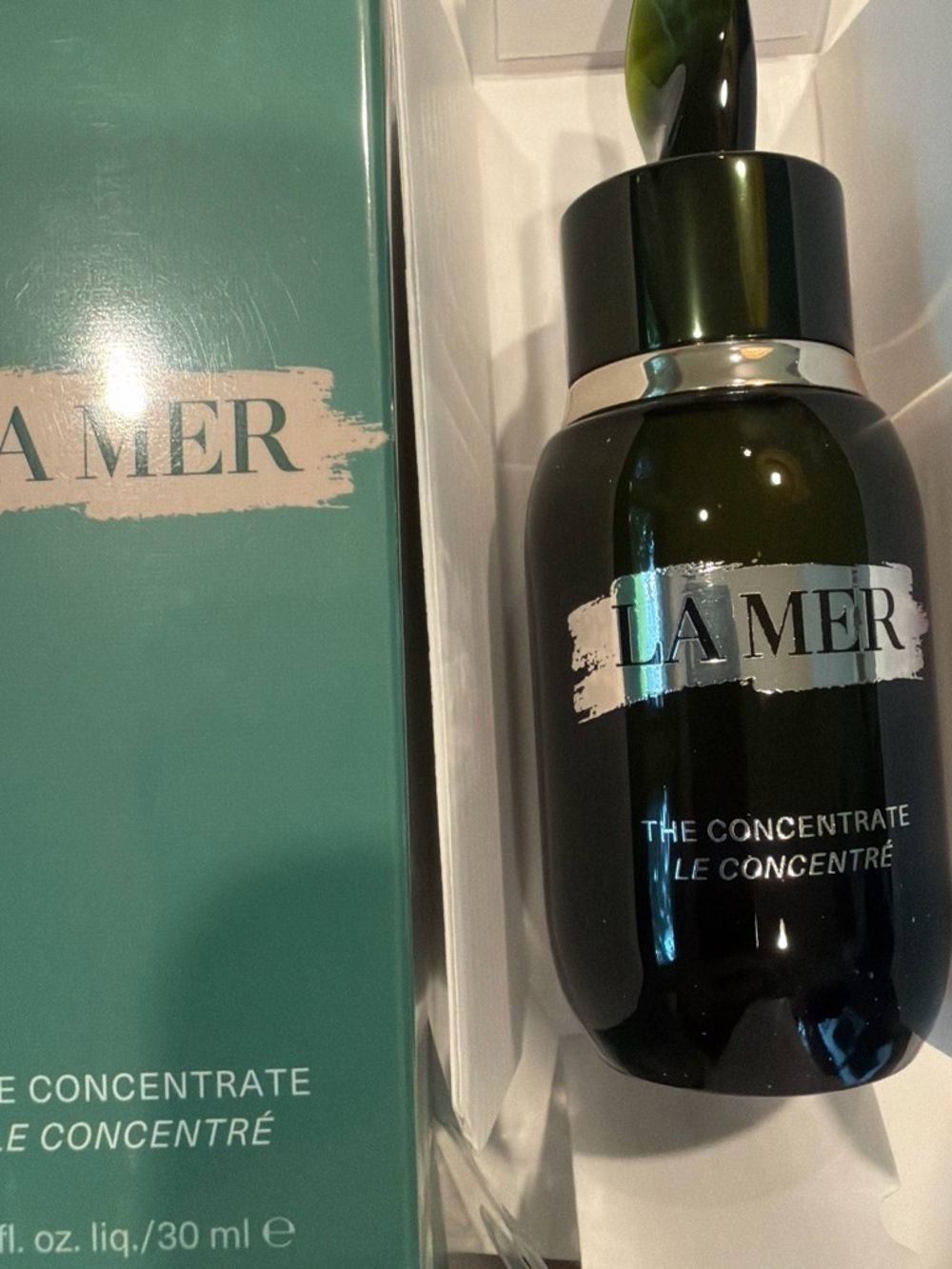 LA MER - Picture 3 of 3